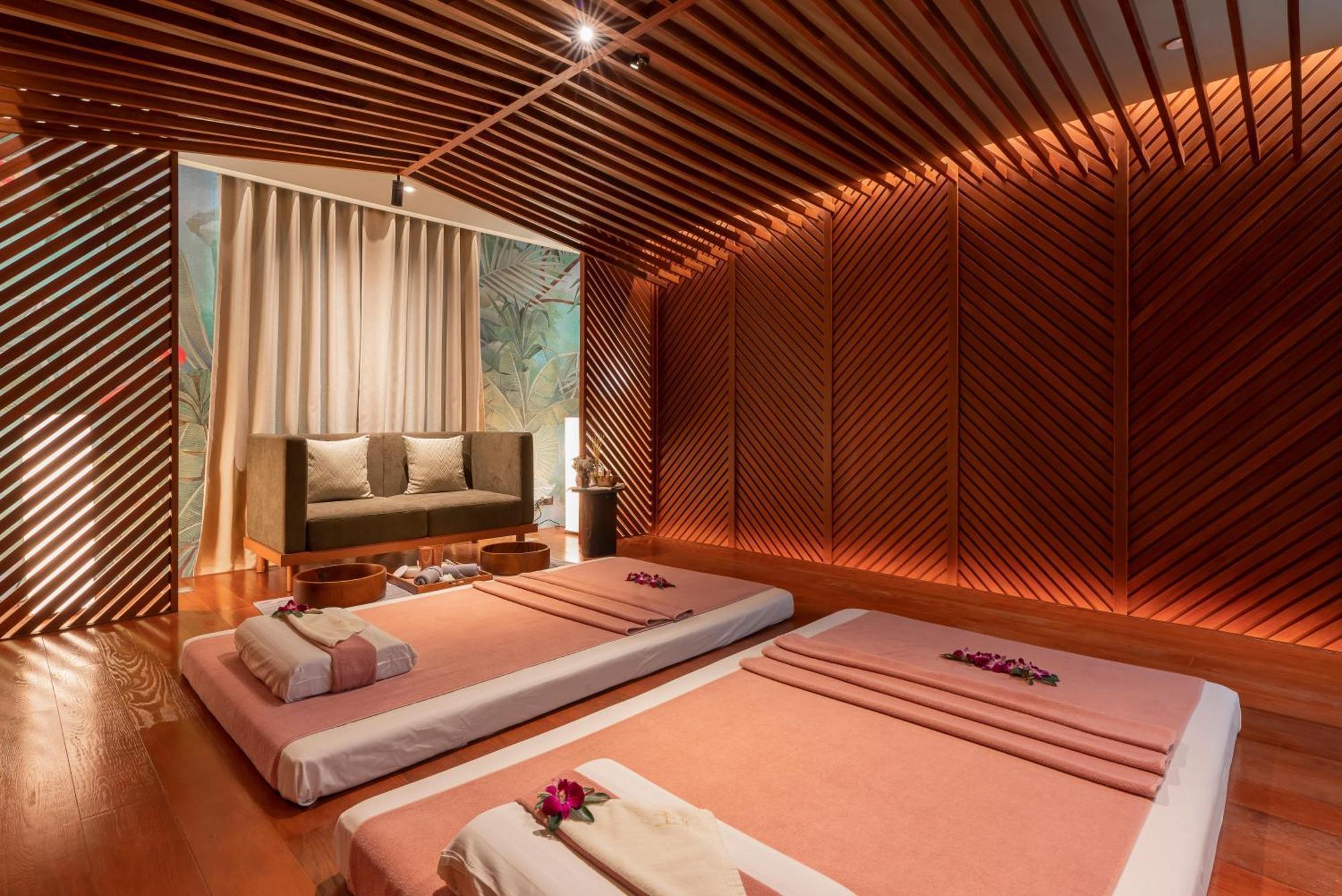 The Salil Hotel Riverside Μπανγκόκ Εξωτερικό φωτογραφία A spa in a hotel
