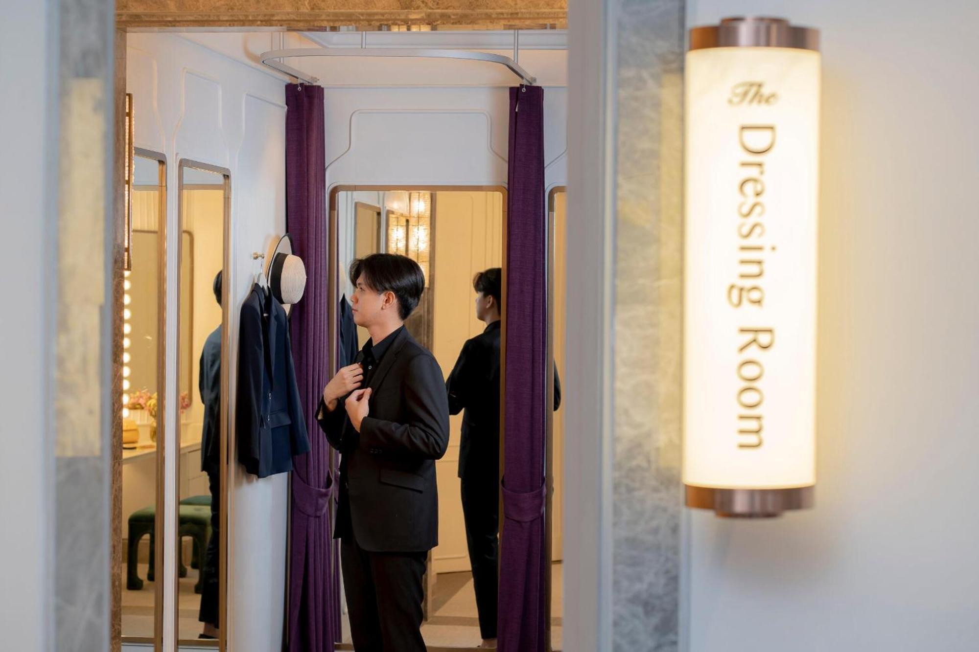The Salil Hotel Riverside Μπανγκόκ Εξωτερικό φωτογραφία A dressing room at a hotel